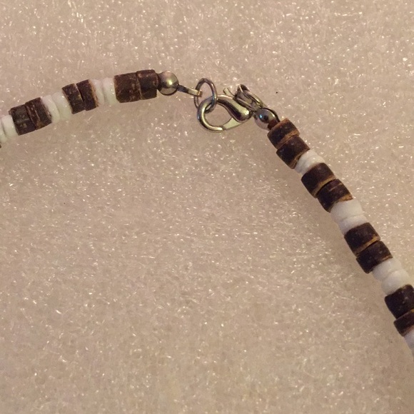 Shell necklace - Picture 2 of 4